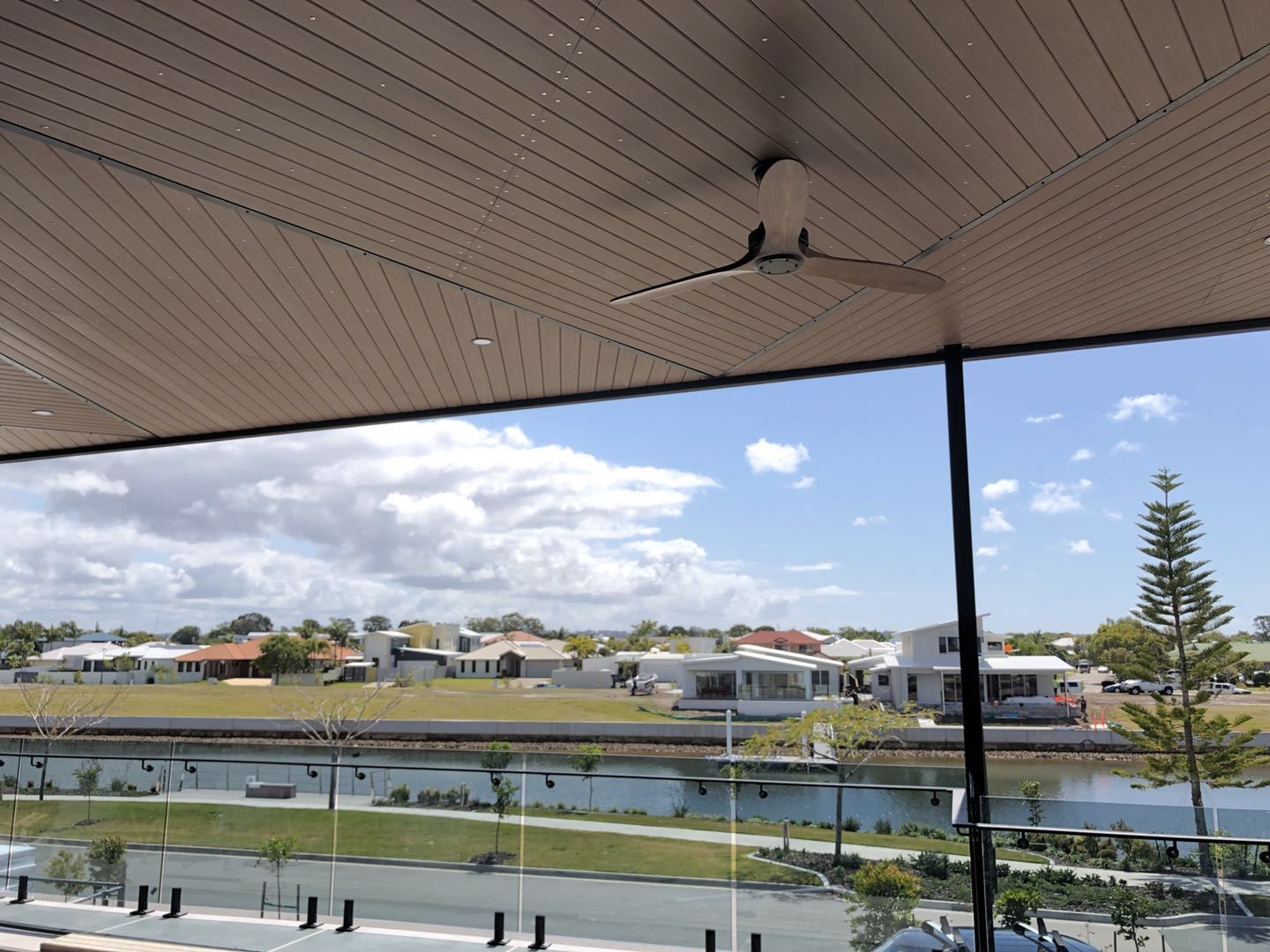 WPC Piyasası Durumu-广州圆航-第 3 组-张丽霞